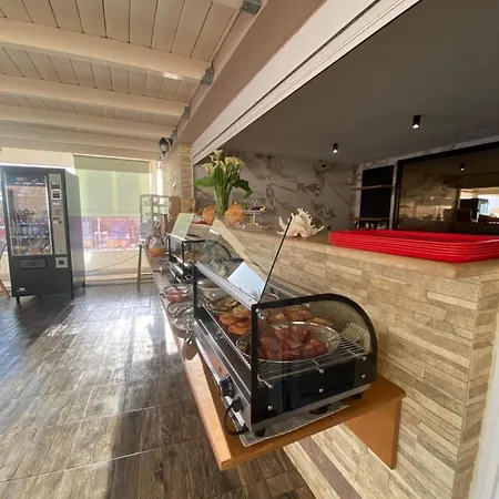 诺蒂卡公寓酒店 斯泰洛米诺斯